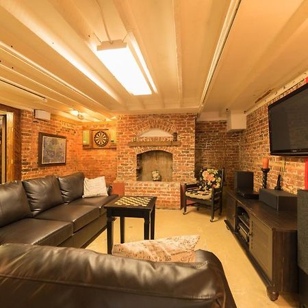 뉴 베른 The Jarvis At 220 B&B 외부 사진