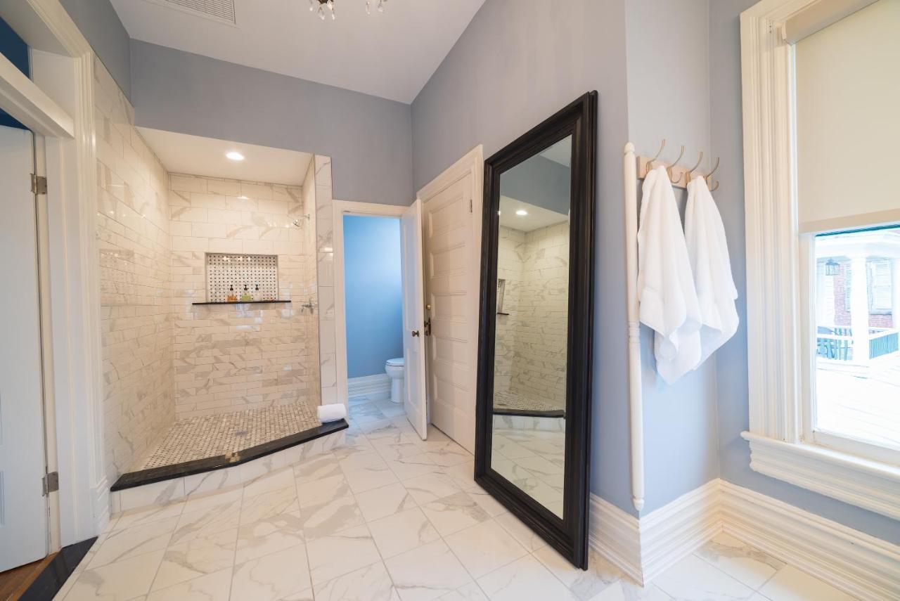 뉴 베른 The Jarvis At 220 B&B 외부 사진