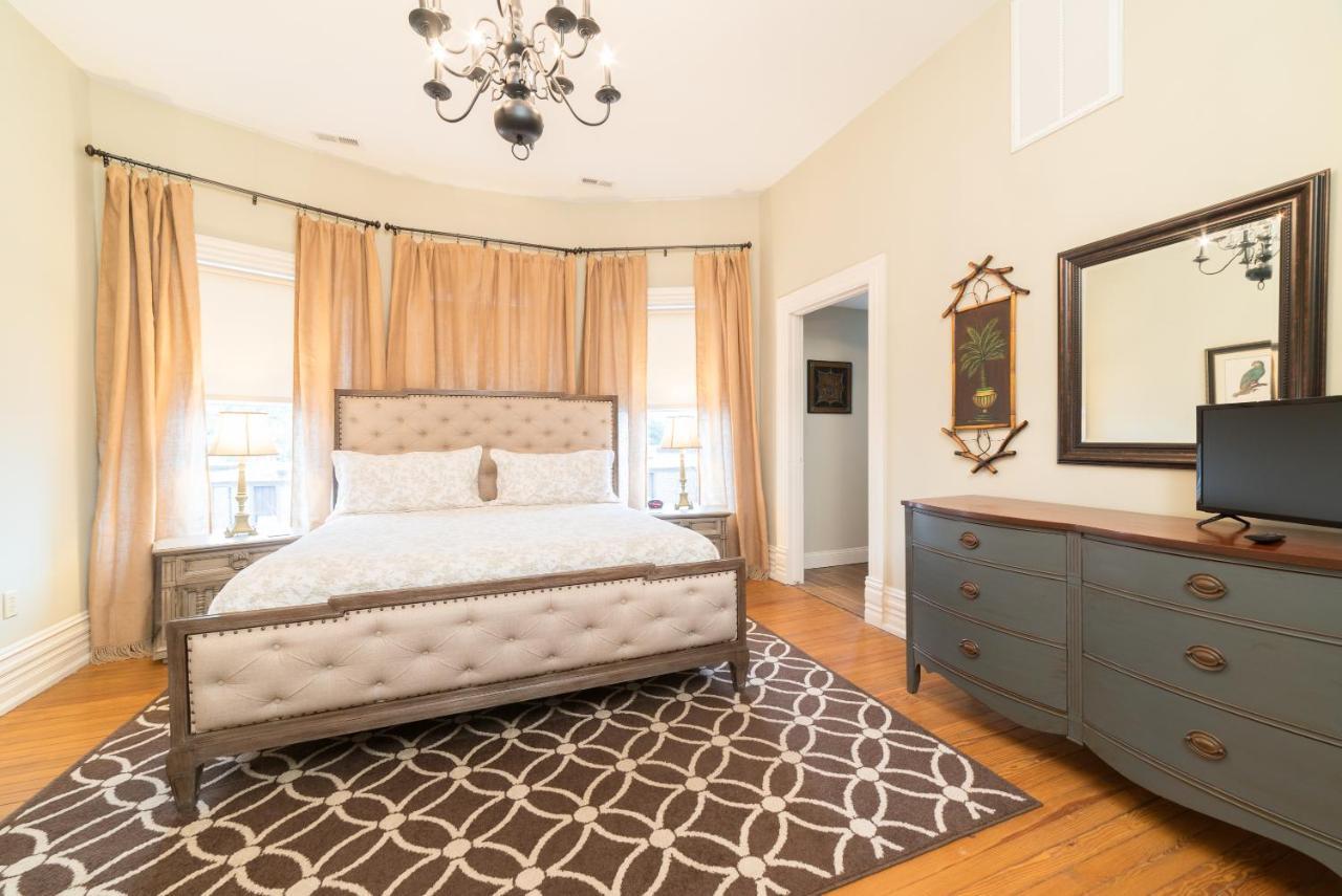 뉴 베른 The Jarvis At 220 B&B 외부 사진