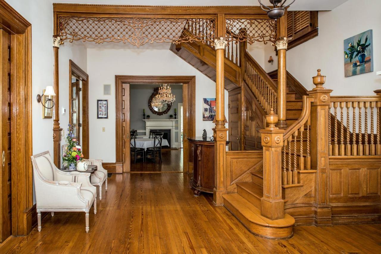 뉴 베른 The Jarvis At 220 B&B 외부 사진