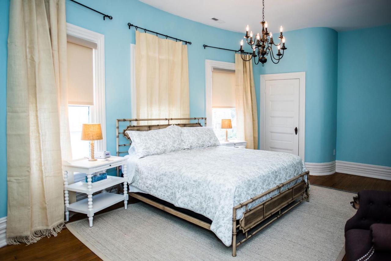 뉴 베른 The Jarvis At 220 B&B 외부 사진