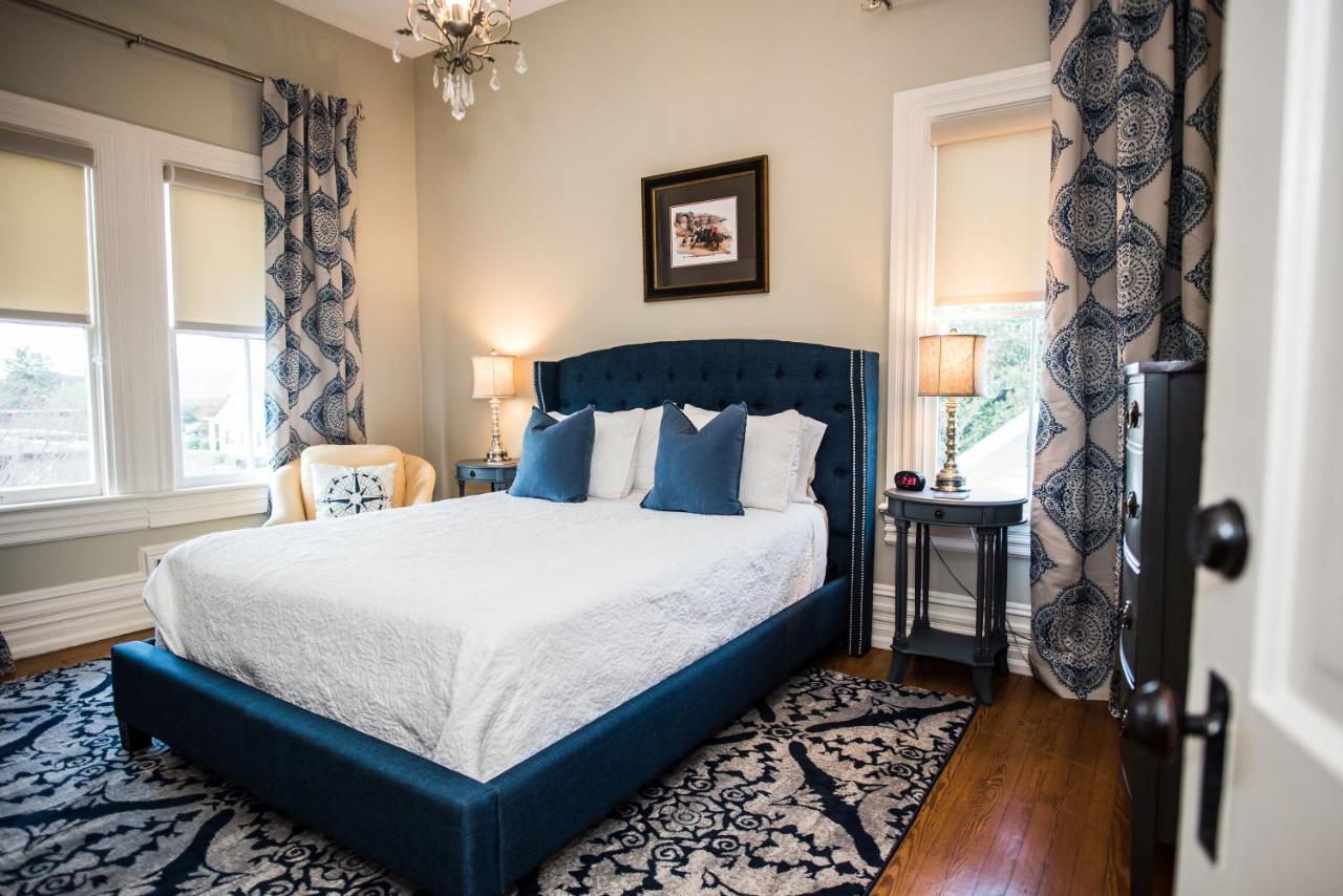 뉴 베른 The Jarvis At 220 B&B 외부 사진